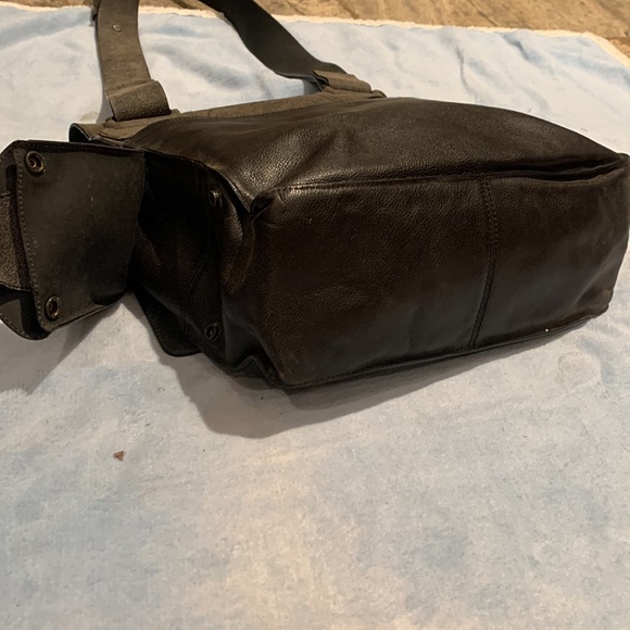 Petunia Pickle Bottom Scout Rubicon computer or diaper bag - Picture 3 of 8